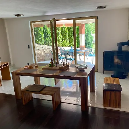 Alea Apartment